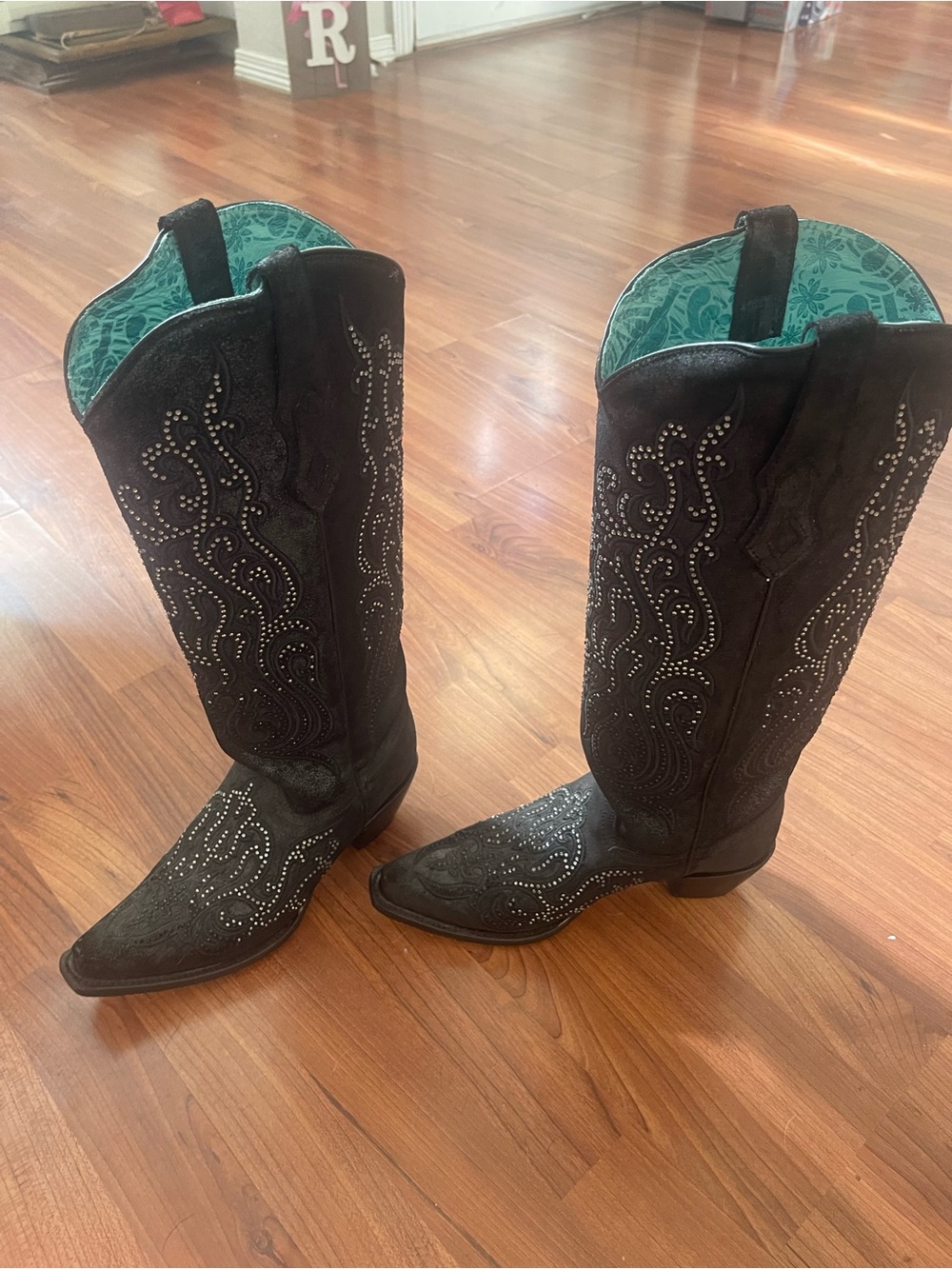 Corral Black Suede Studded Western with Teal Lining tall new size 9